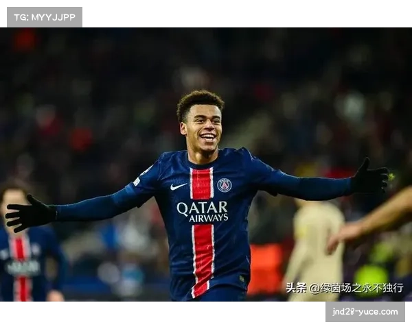 巴黎20岁前锋杜埃荣膺2025年金童奖 上赛季贡献16球16助